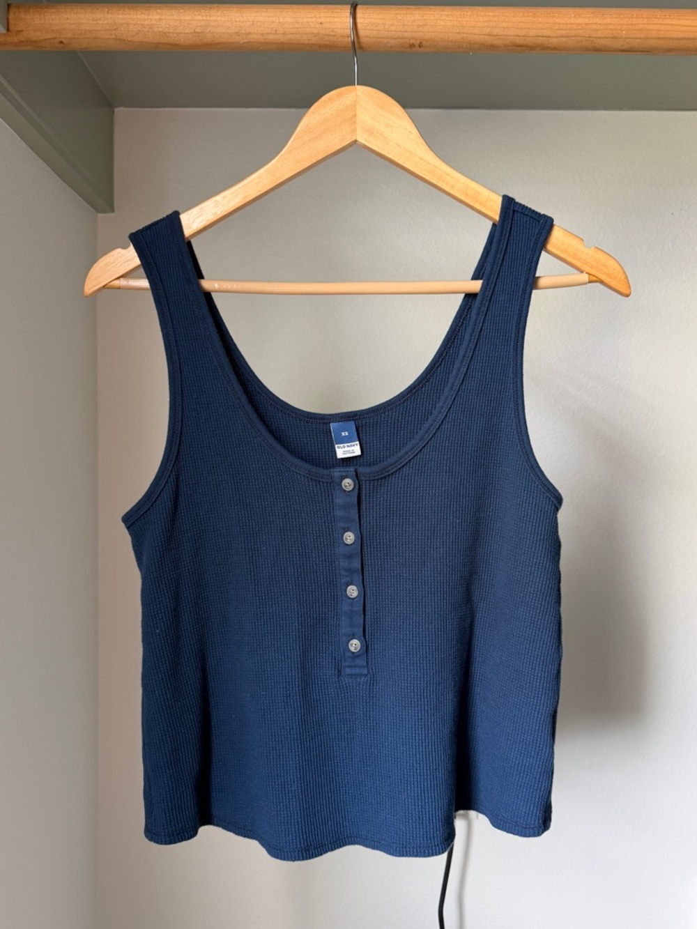 Old Navy Navy Ribbed Tank Top with Button Front, XS